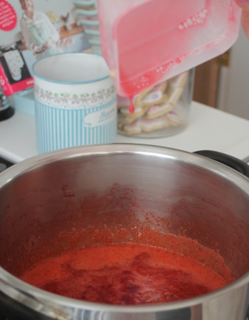 Adding pectin stock